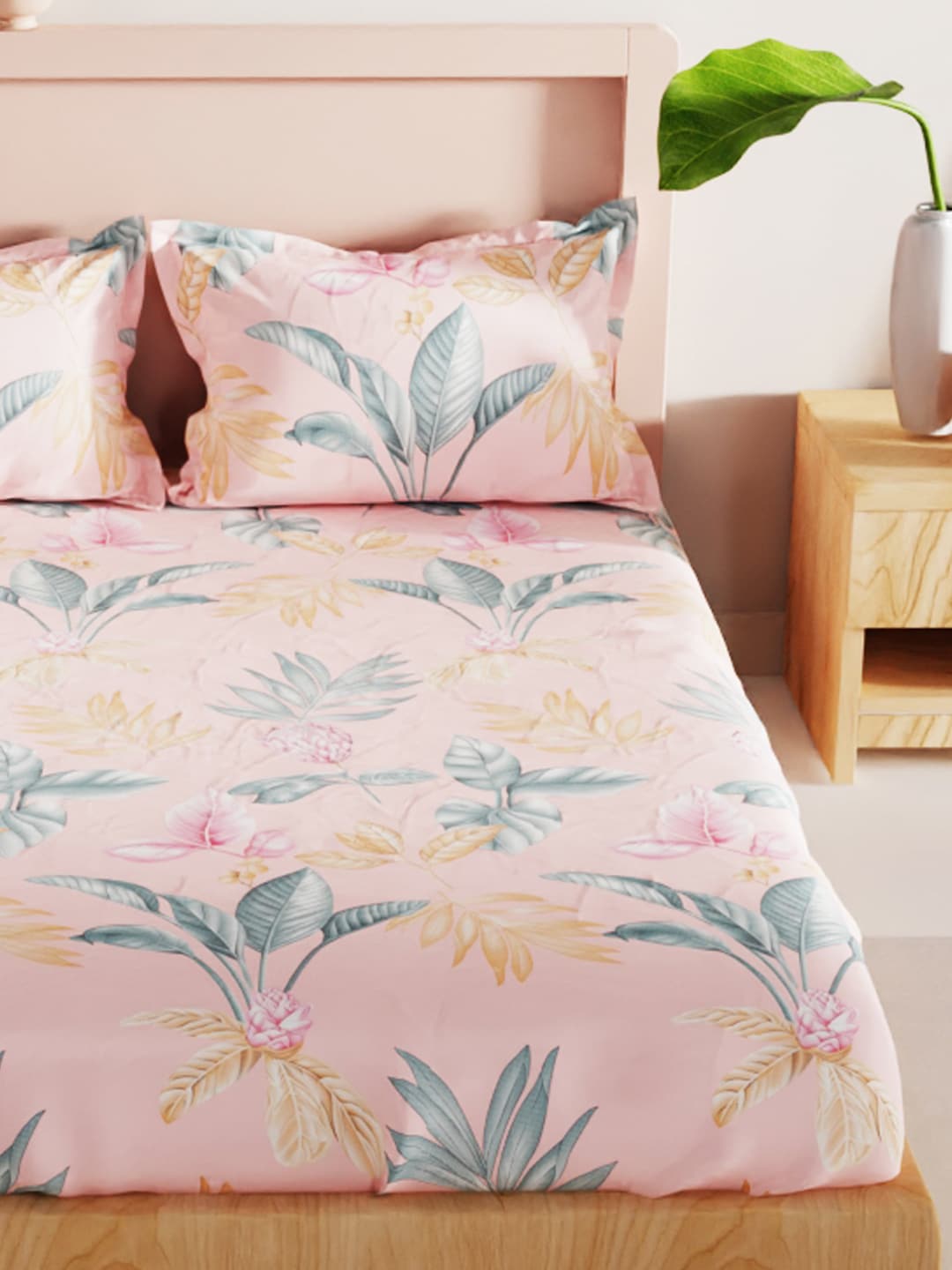 BIANCA Coral & Orange Floral 186 TC King Bedsheet with 2 Pillow Covers - Distacart