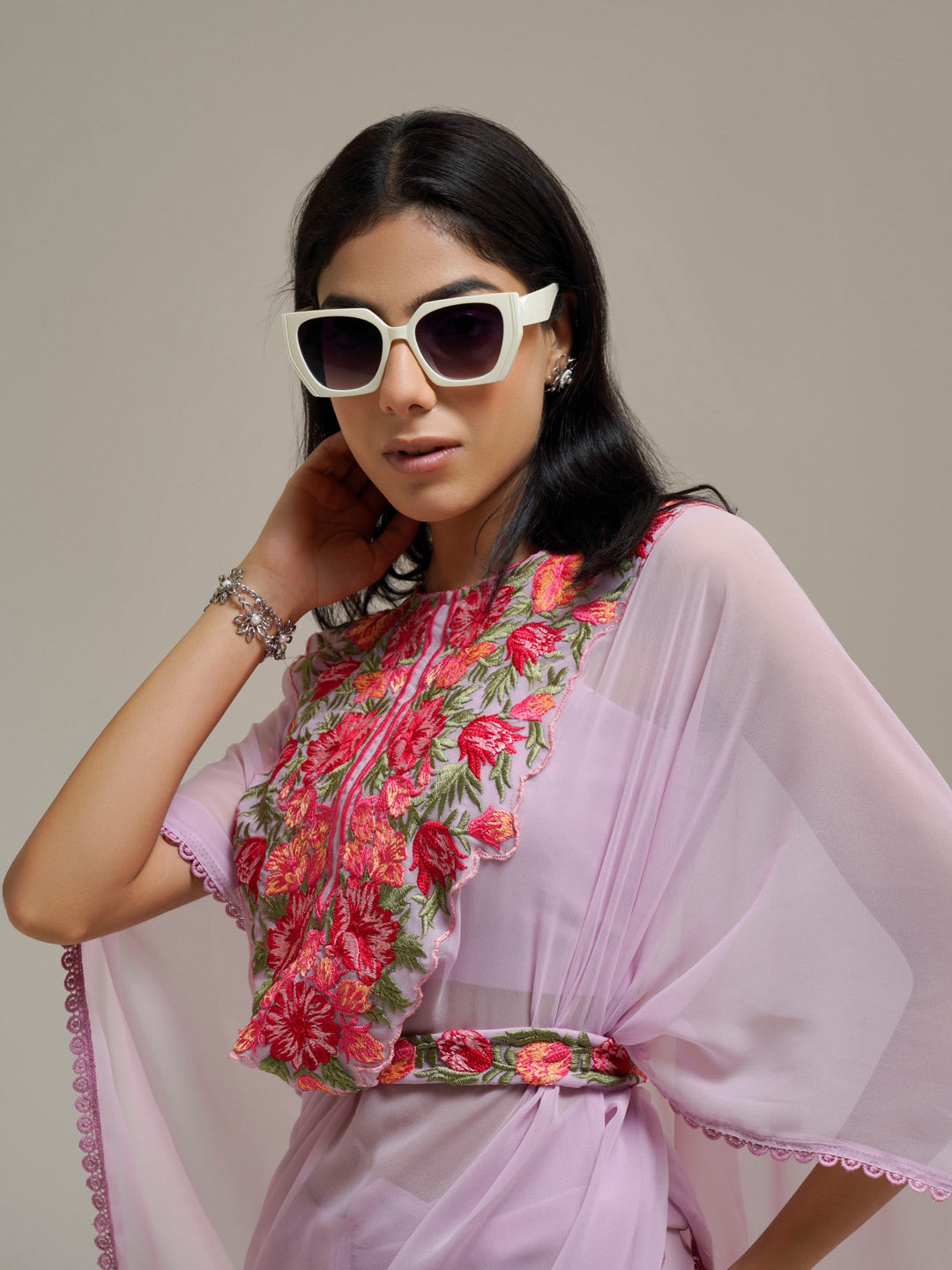 Tikhi Imli Lavender & Pink Floral Embroidered Belted Saree - Distacart