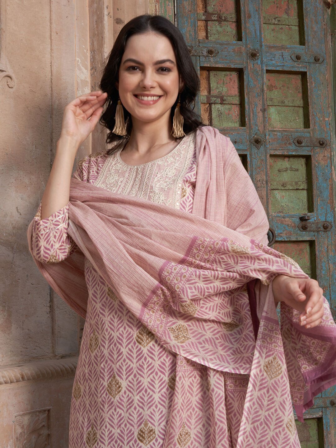 Sangria Mauve coloured Floral Printed Pure Cotton Kurta with Churidar & With Dupatta - Distacart