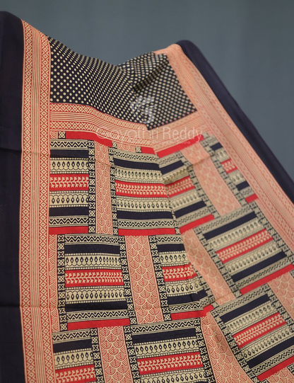 Black Coloured Combination Printed Cotton Saree By Gayathri Reddy Designer Studio - Distacart