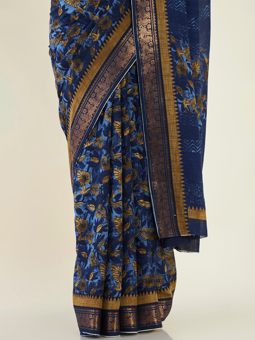 Soch Floral Printed Pure Cotton Saree - Distacart