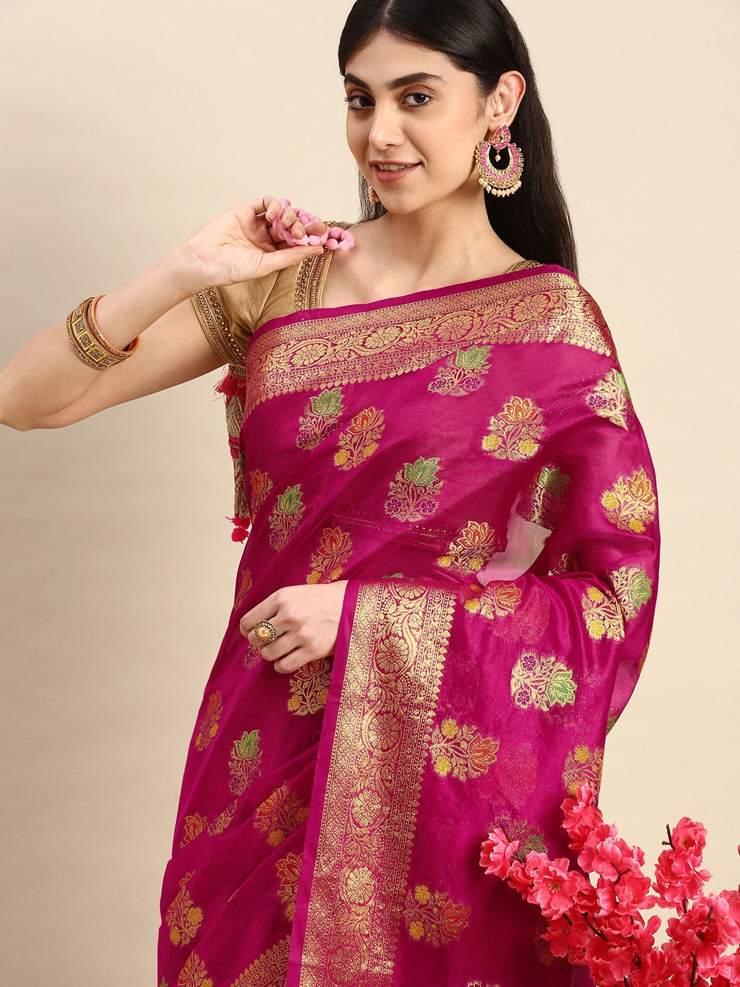 Mitera Pink & Golden Floral Zari Organza Kanjeevaram Saree - Distacart