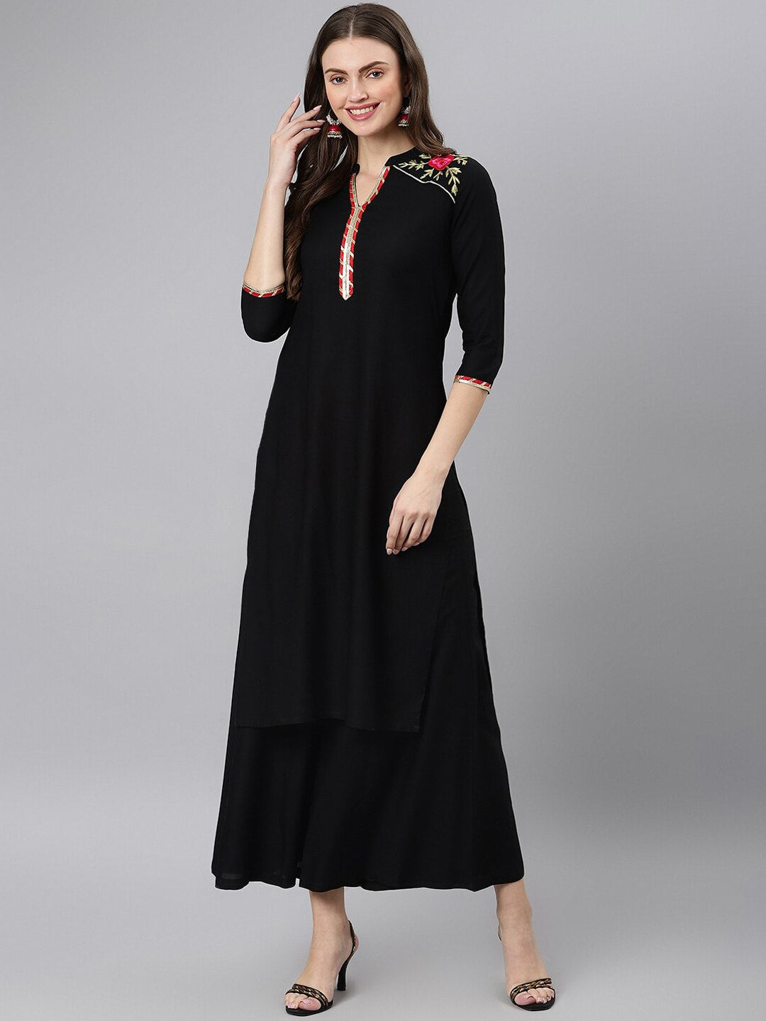 Khushal K Women Black Geometric Thread Work Kurta - Distacart