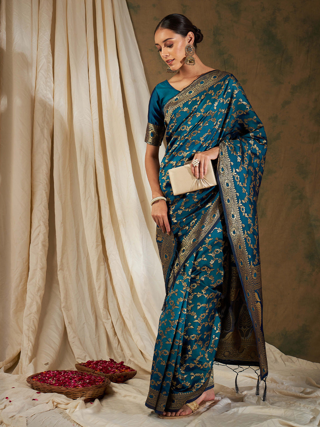 Sangria Blue Floral Woven Design Zari Kanjeevaram Saree - Distacart