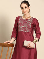 Thumbnail for Sangria Women Floral Embroidered Thread Work Kurta - Distacart
