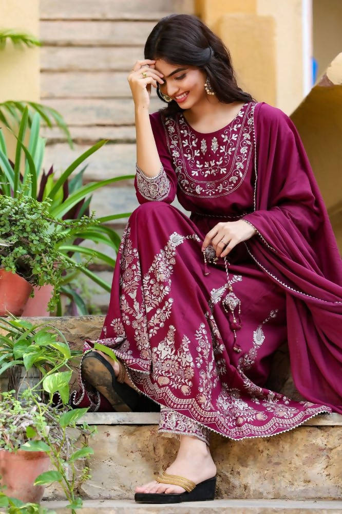 Yufta Women's Burgundy Anarkali Kurta Dupatta Set