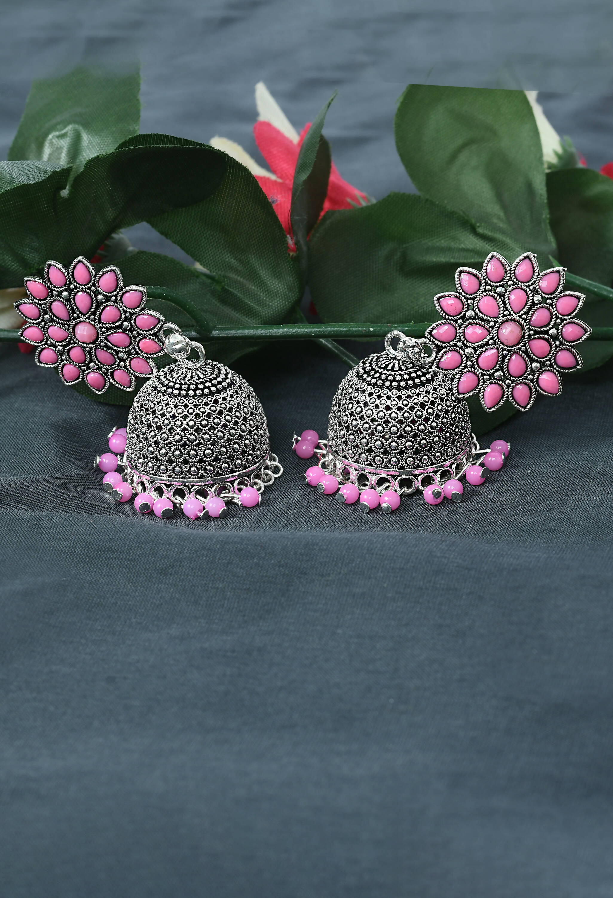 Mominos Fashion Joharkamal Kundan work Jhumka with Baby Pink Beads - Distacart