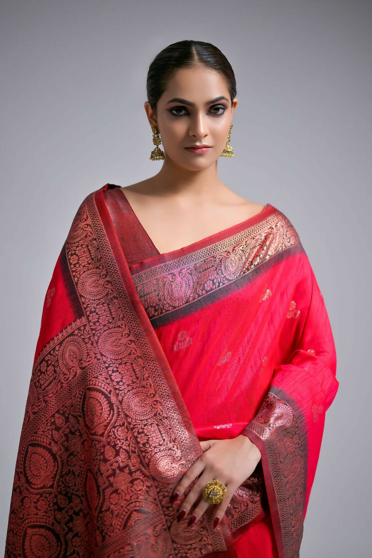 Vishnu Weaves Women's Pink Banarasi Silk Zari Woven Saree with Blouse - Distacart