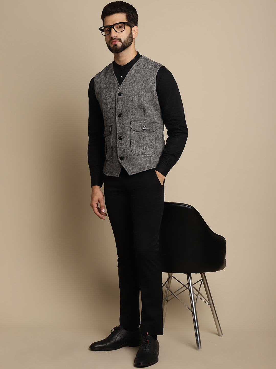 Even Apparels Men's Black Woolen Waistcoat With Patch Pocket - Distacart