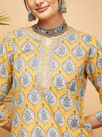 Thumbnail for InWeave Women's Sunset Boota Print Gota Straight Kurta Pant Set - Distacart