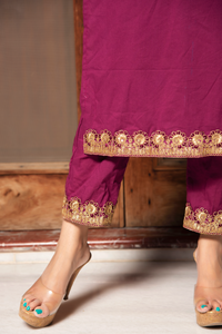 Thumbnail for Pomcha Jaipur Plum Cotton Straight Kurta Set. - Distacart