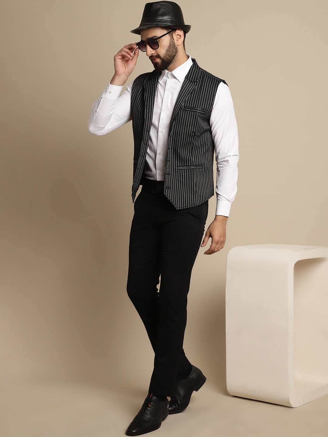 Even Apparels Men's Black Waistcoat with Notched Lapel - Distacart