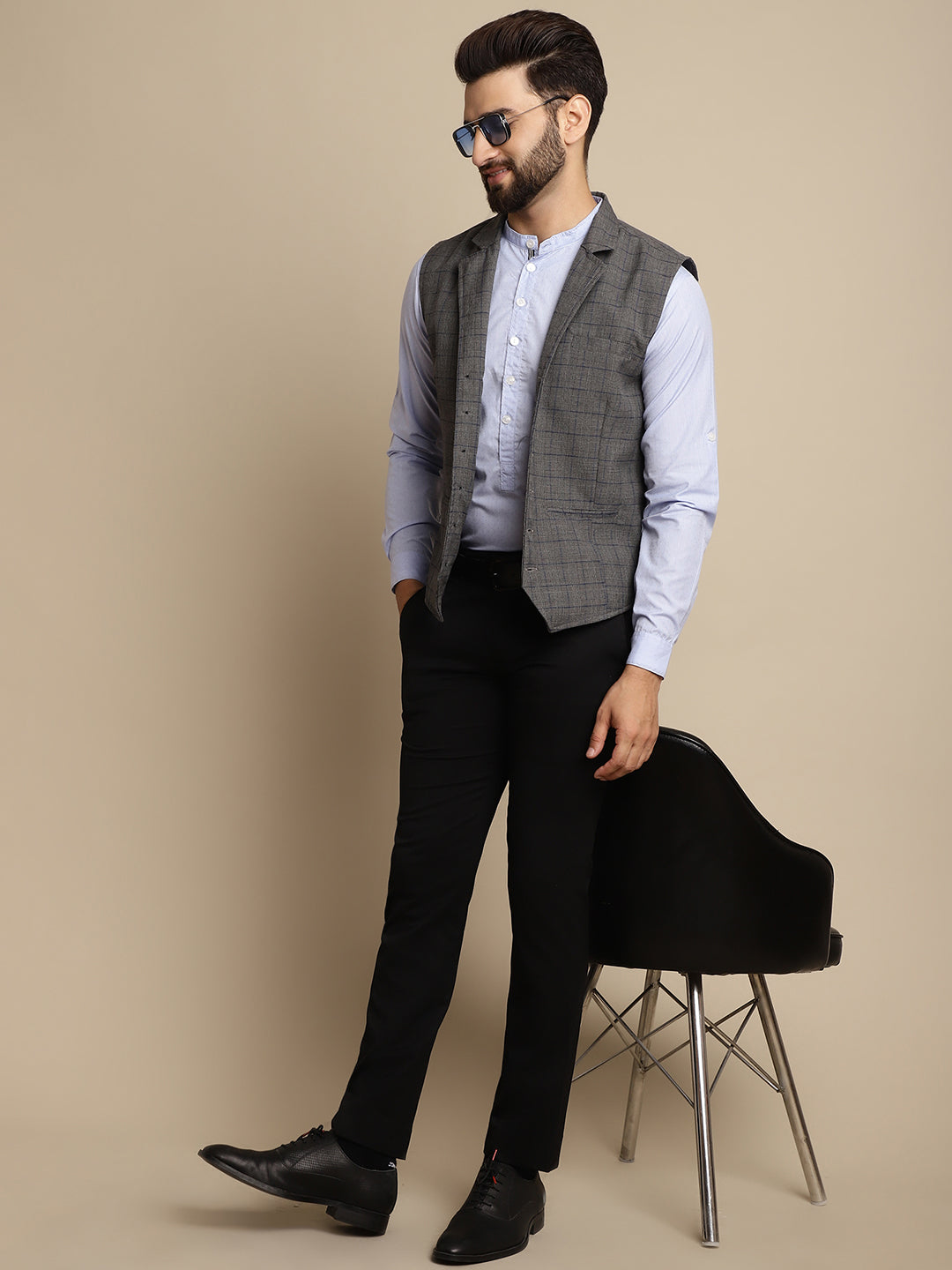 Even Apparels Men's Grey Waistcoat with Notched Lapel - Distacart