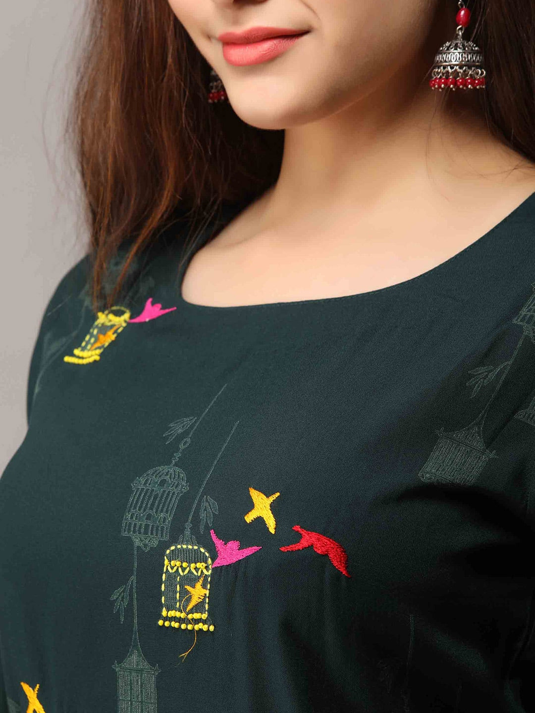 Kalini Women Green Printed Thread Work Kurta - Distacart