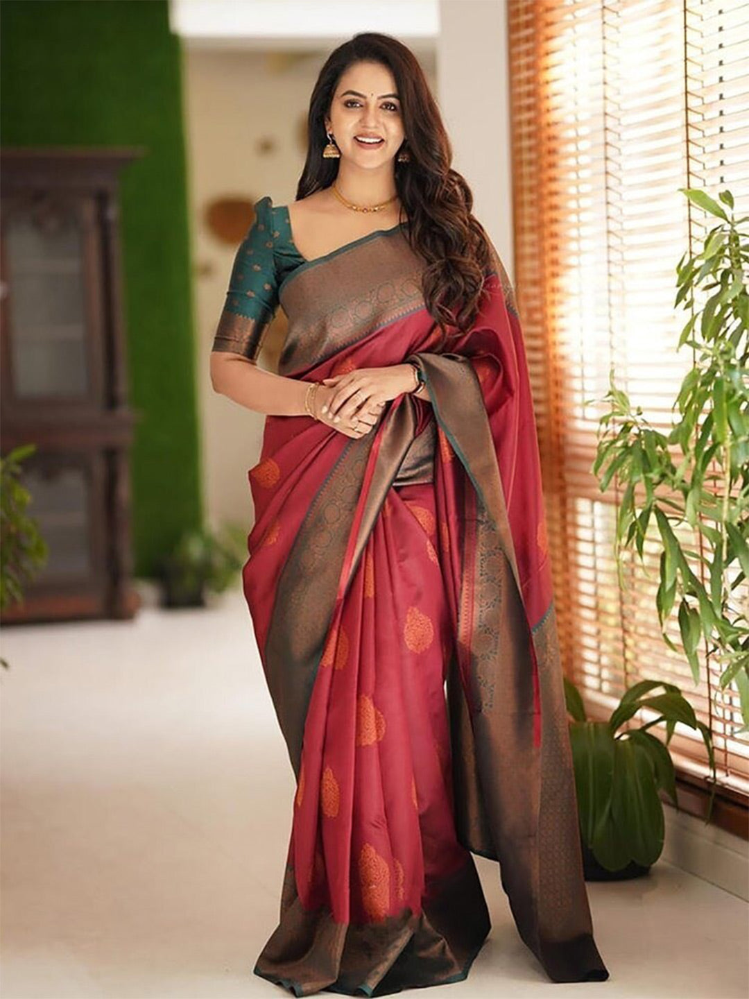 Kalini Ethnic Motif Zari Silk Blend Kanjeevaram Saree With Blouse Piece - Distacart