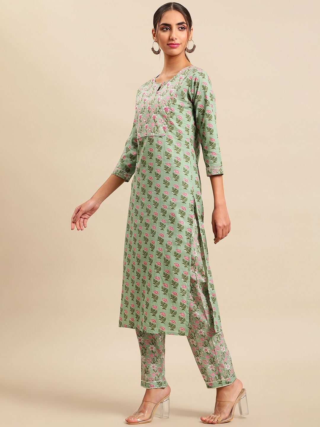 Sangria Women Floral Printed Gotta Patti Pure Cotton Kurta with Trousers & With Dupatta - Distacart