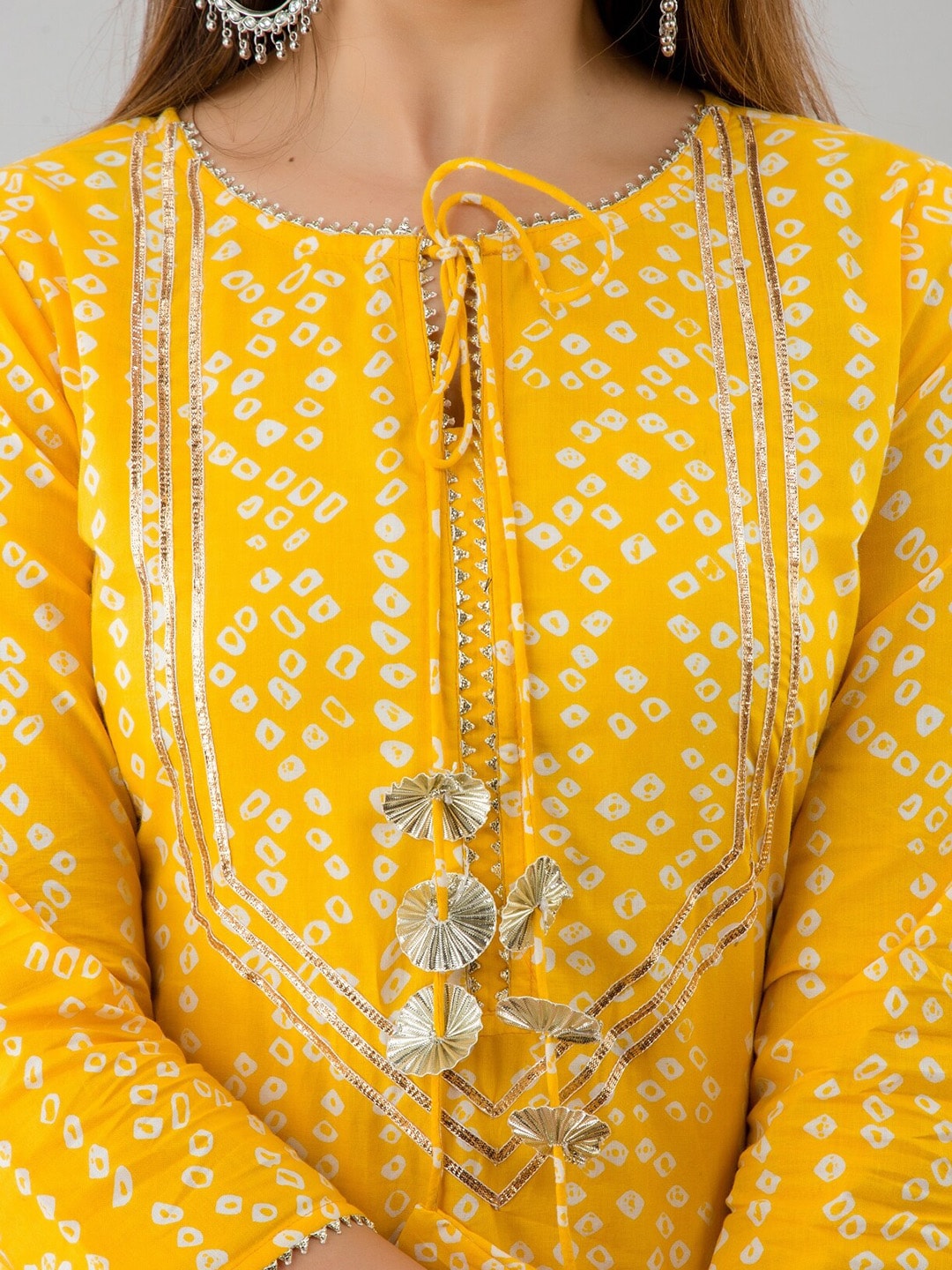 HERE&NOW Yellow & White Bandhani Printed Gotta Patti Kurta with Sharara - Distacart