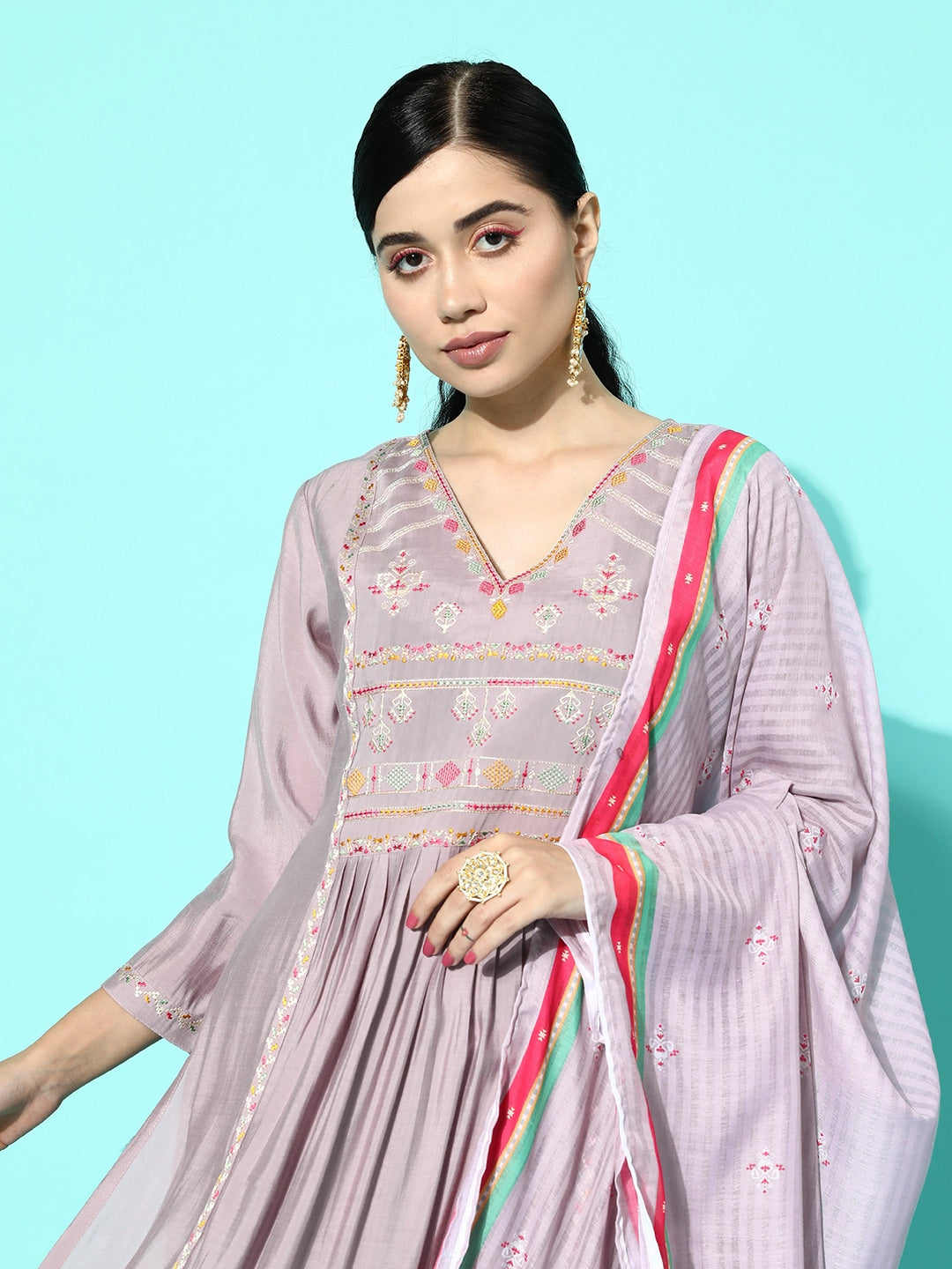 Sangria Women Lavender Ethnic Motifs Yoke Design Regular Thread Work Kurta with Trousers & With Dupatta - Distacart