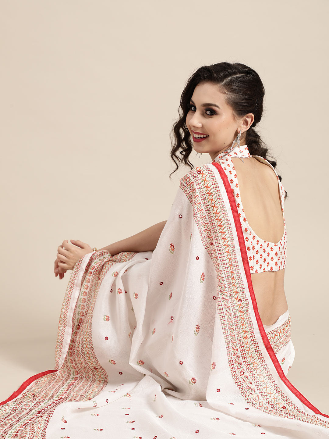 Saree Mall Ethnic Motifs Saree with Sleek border - Distacart