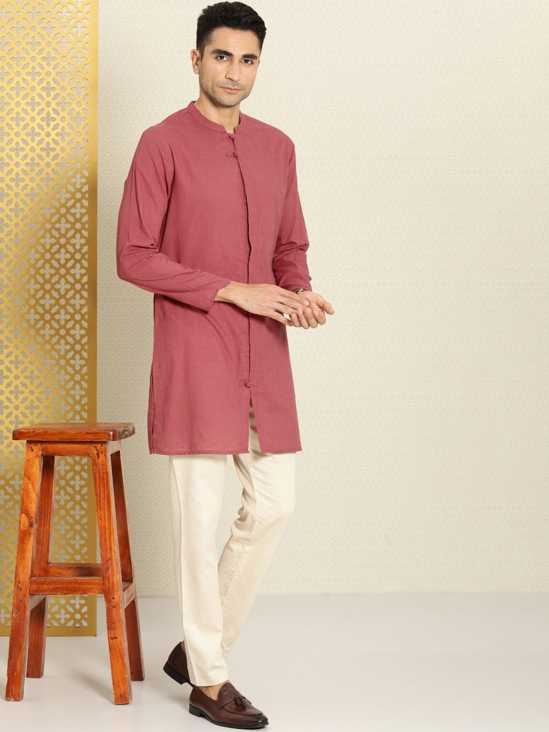 House of Pataudi Men Pure Cotton Solid Straight Mandarin Collar Rozana Kurta - Distacart