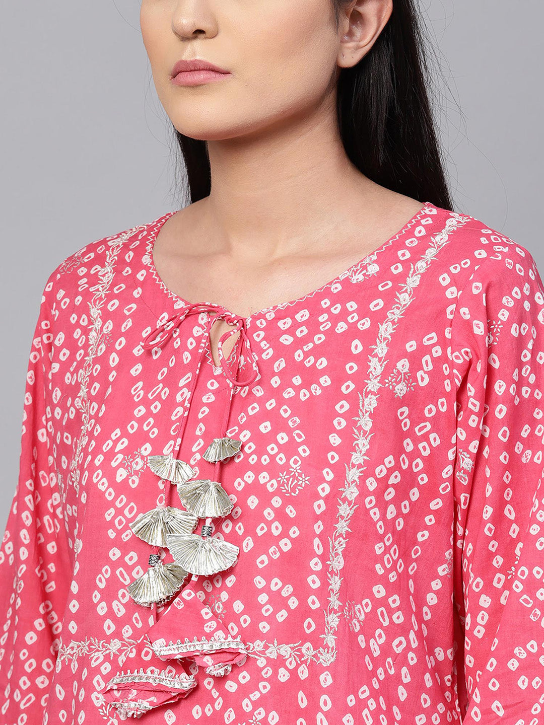 Ishin Women Pink & White Printed Straight Kurta - Distacart