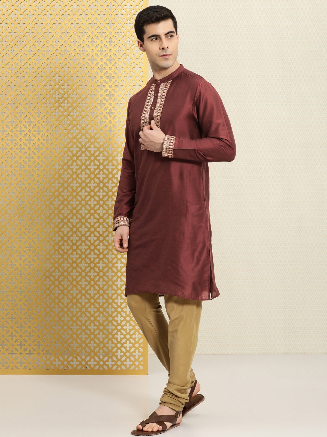 House of Pataudi Ethnic Motifs Embroidered Cotton Jashn Kurta - Distacart