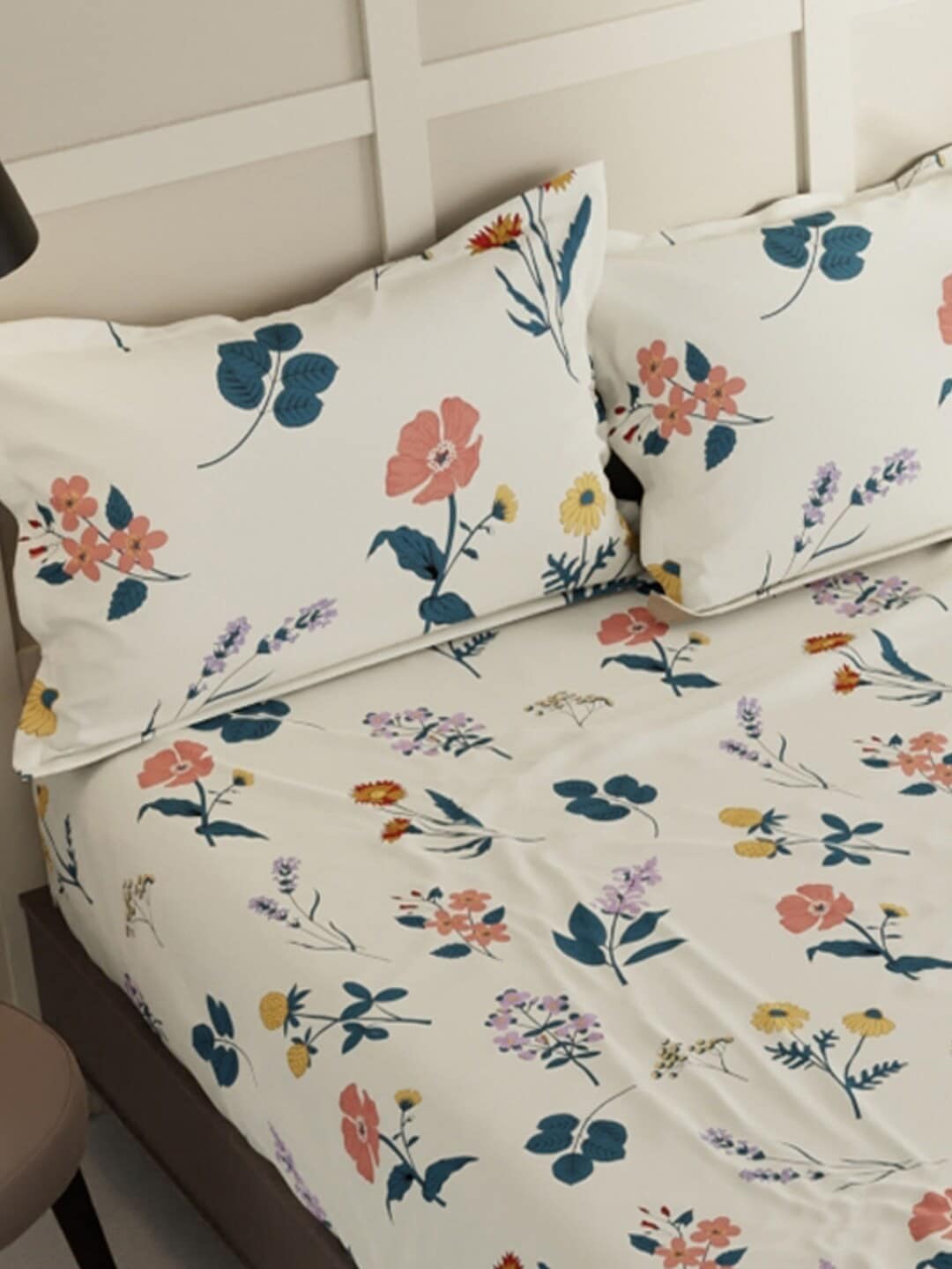 BIANCA LA-VOGUE Beige & Green Floral 152 TC Queen Bedsheet With 2 Pillow Covers - Distacart