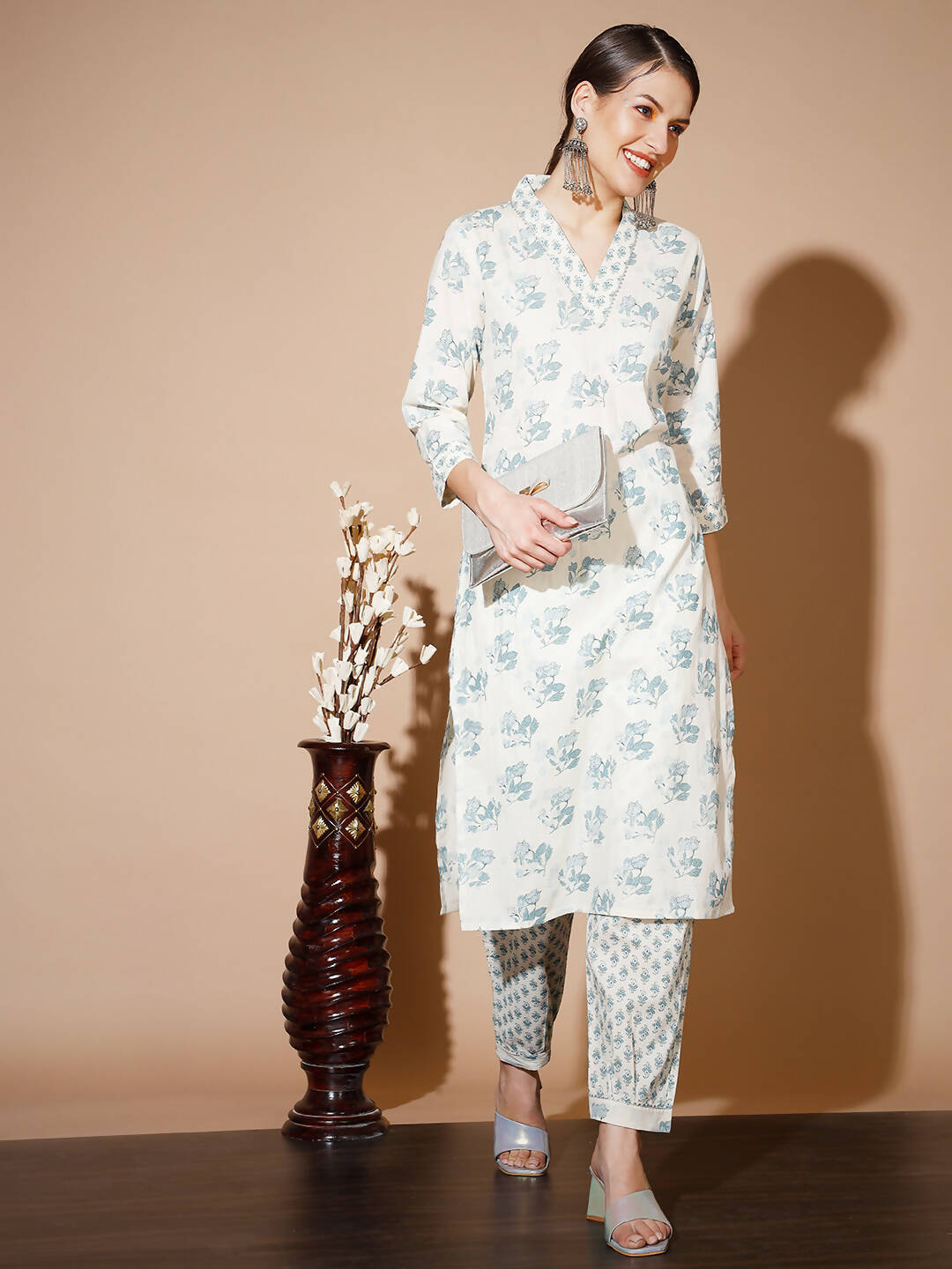 Myshka Women Multi Floral Kurta & Trousers - Distacart