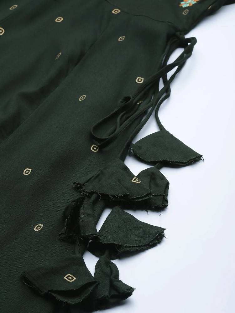 Yufta Women Green & Golden Geometric Print A-Line Maxi Dress with Embroidery Detail