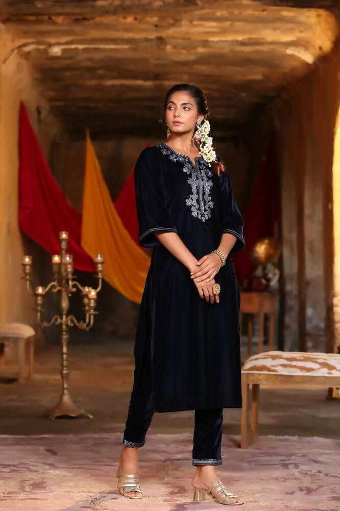 Juniper Women Navy Velvet Embroidered Straight Kurta Sets - Distacart