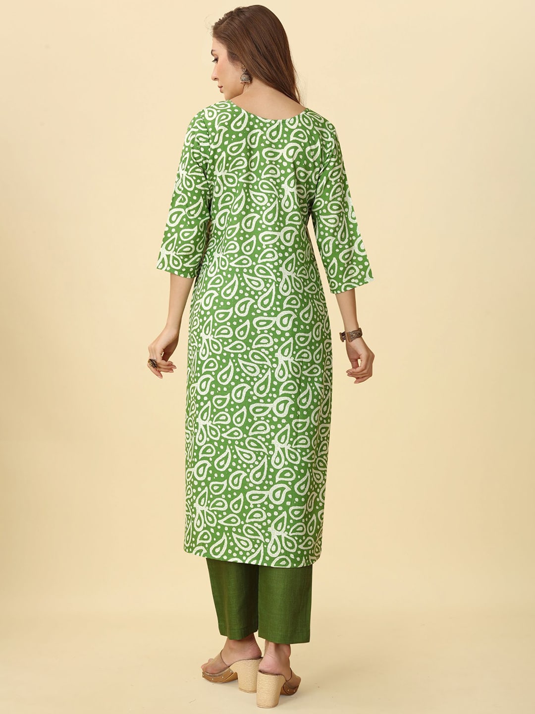 Kalini Ethnic Motifs Printed Straight Kurta with Trousers - Distacart