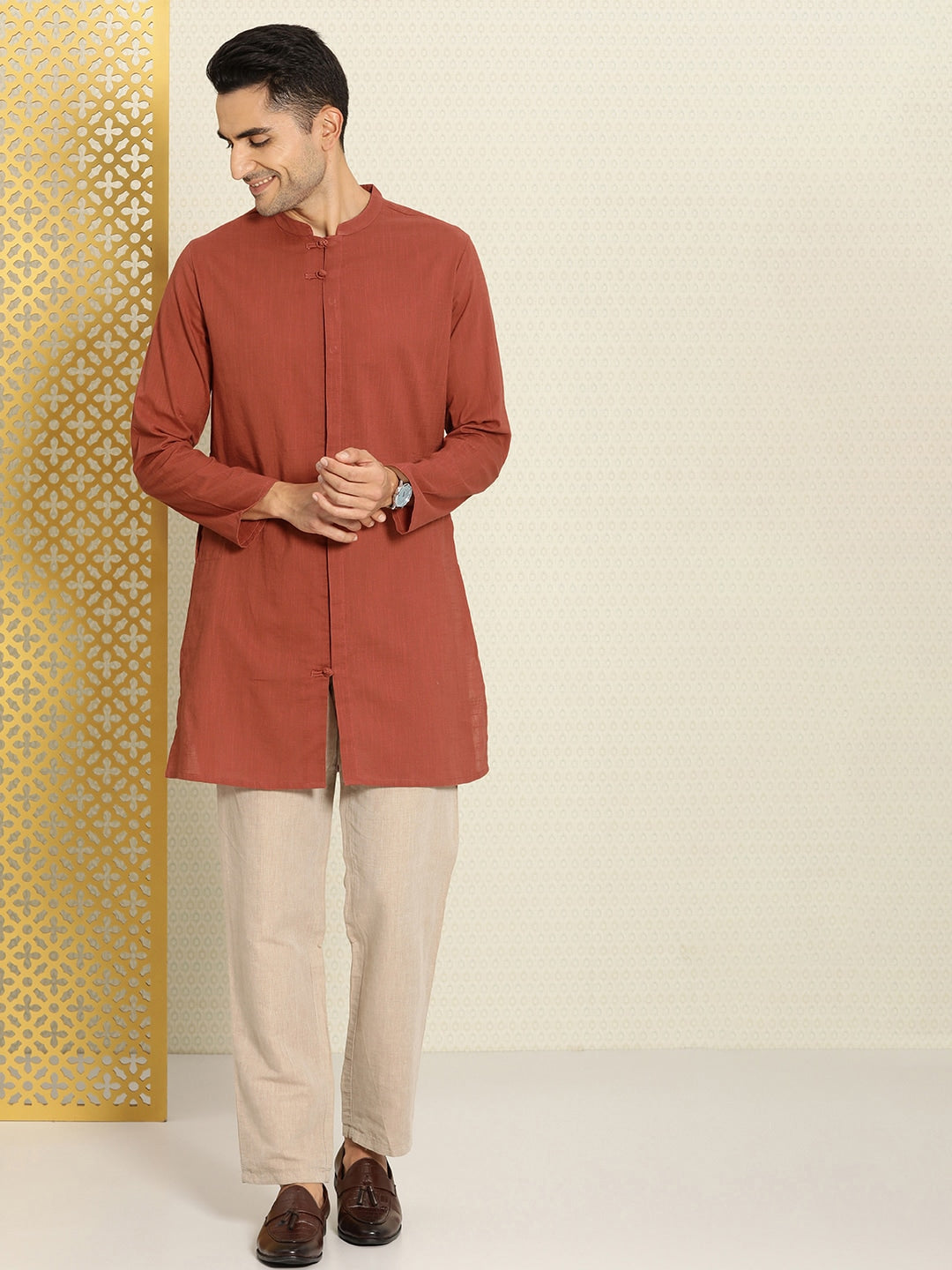 House of Pataudi Men Pure Cotton Solid Straight Mandarin Collar Rozana Kurta - Distacart