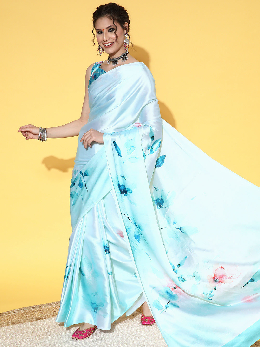 Saree Mall Floral with Printed Border Saree - Distacart