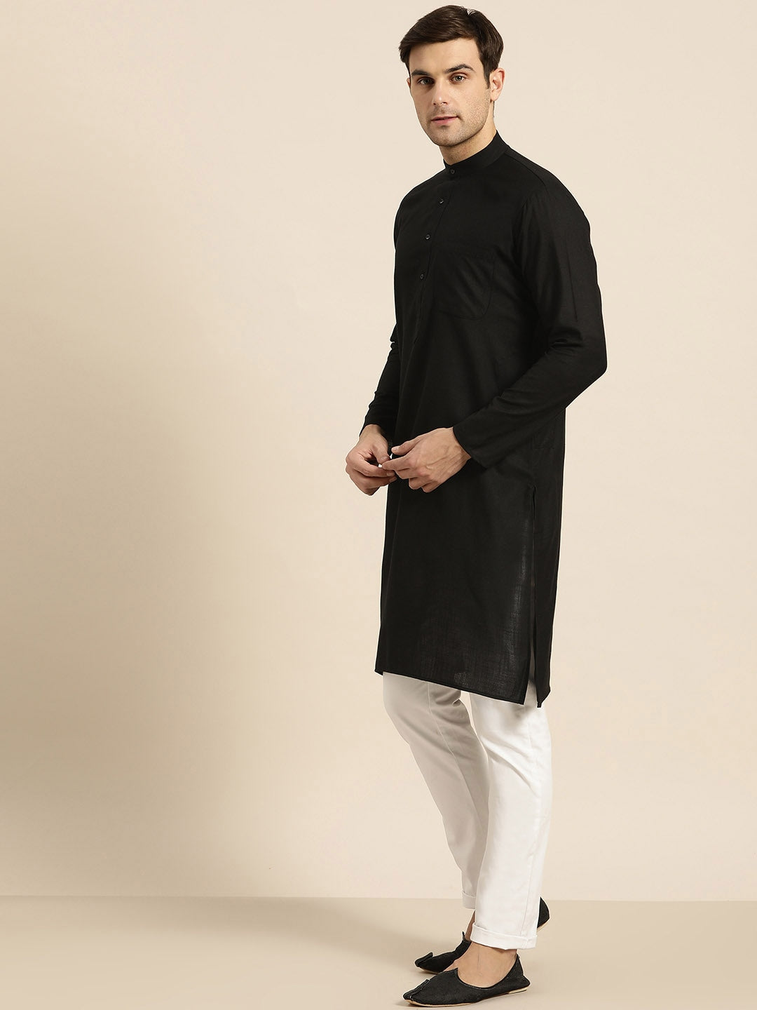 Sojanya Men Black Solid Straight Kurta - Distacart