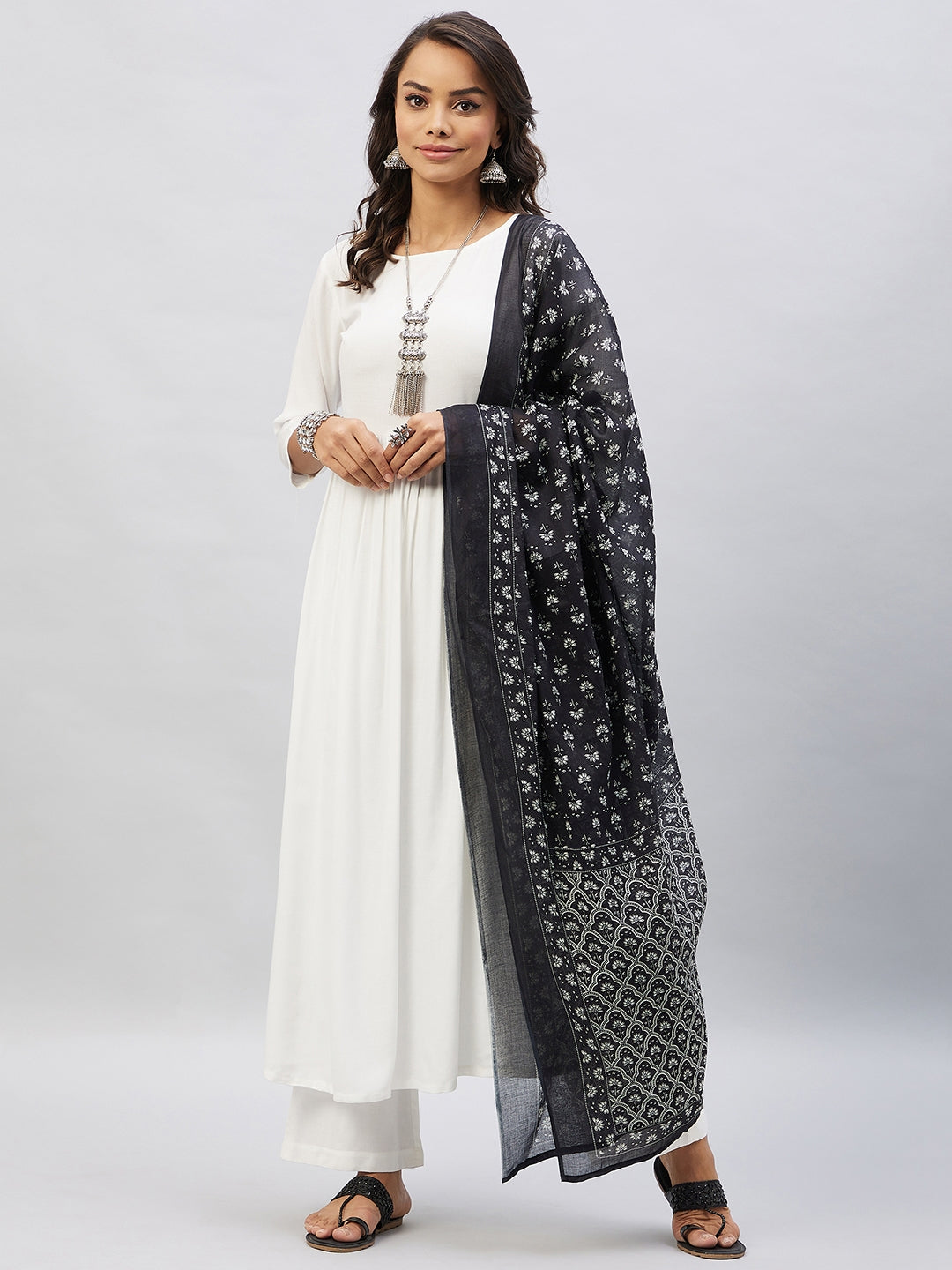 InWeave Women's Cream Anarkali Kurta Set With Black Chintz Print Dupatta - Distacart