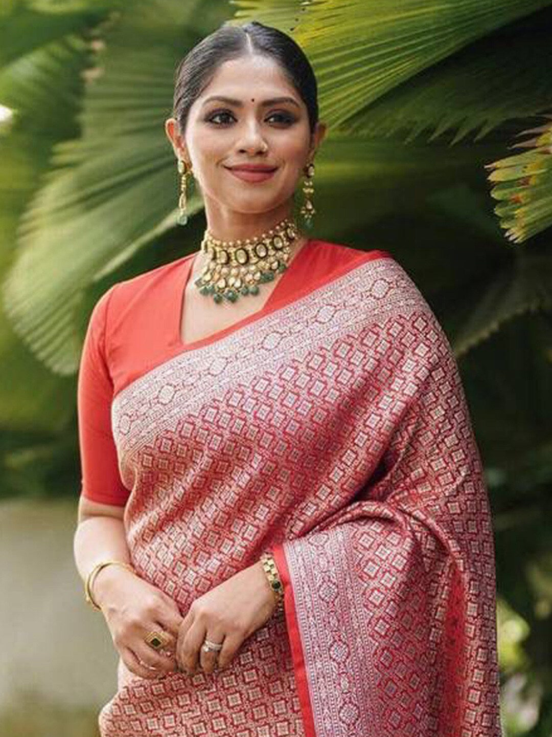 Kalini Ethnic Motifs Woven Design Zari Banarasi Saree - Distacart