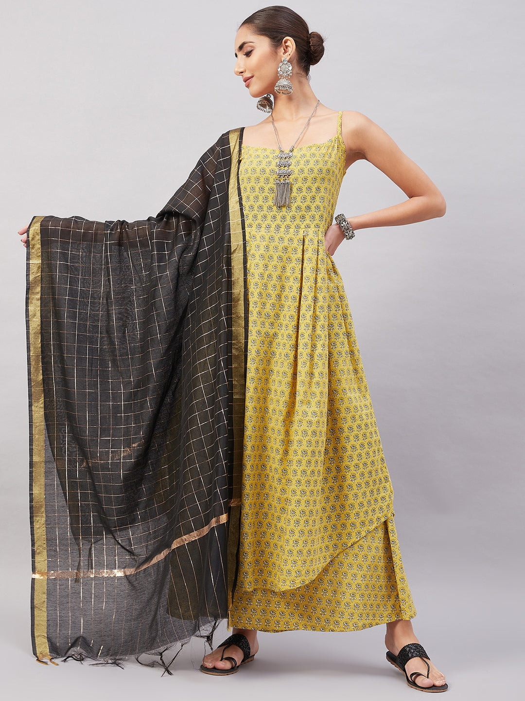 InWeave Women's Yelllow Floarl Print Strappy Set W Black Gold Check Dupatta - Distacart