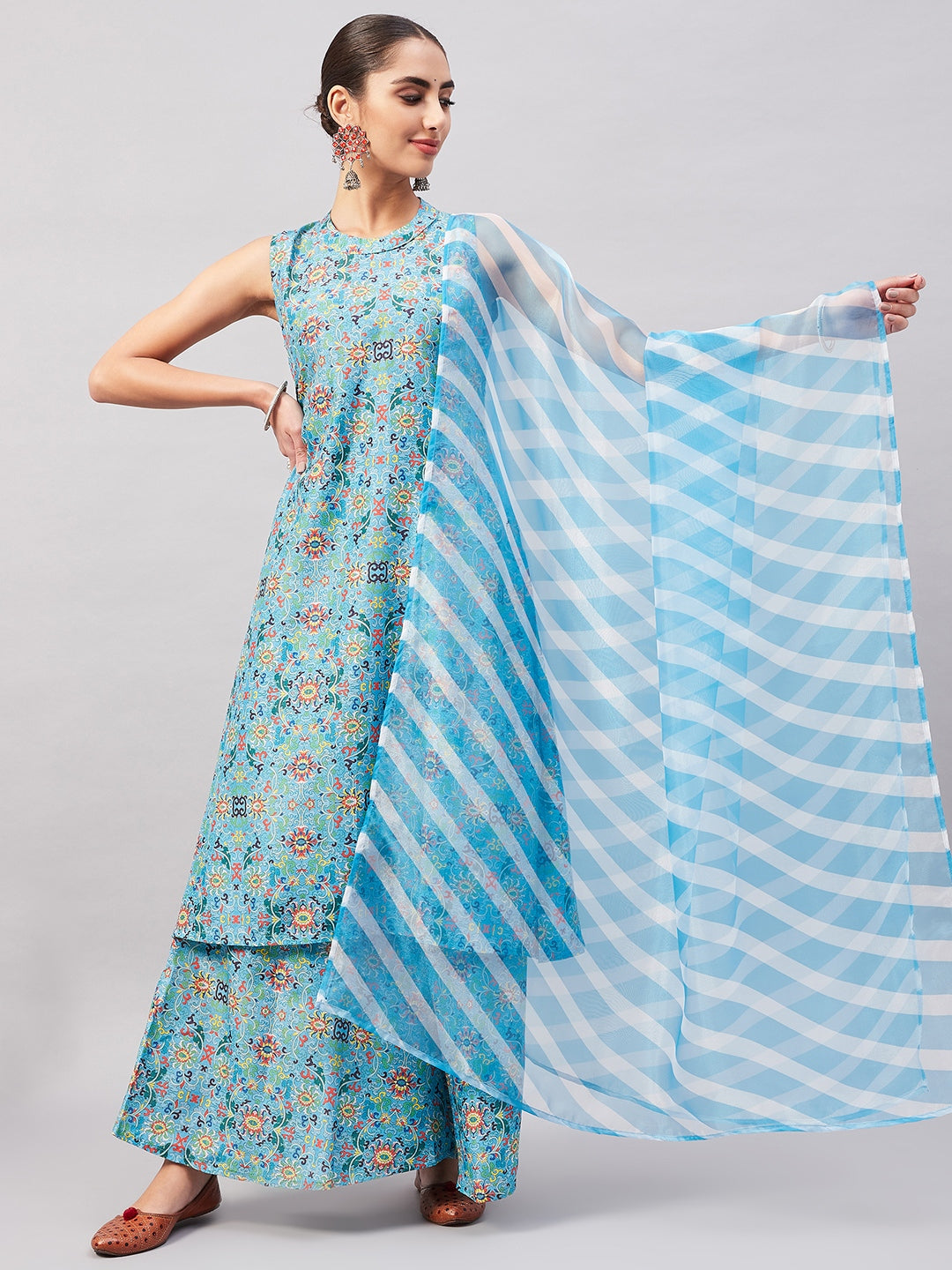InWeave Women's Sky Blue Floral Halter Kurta Set W Sb Leh Organza Dupatta - Distacart