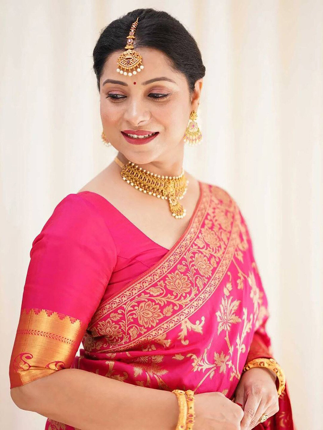 Kalini Floral Woven Design Banarasi Saree - Distacart