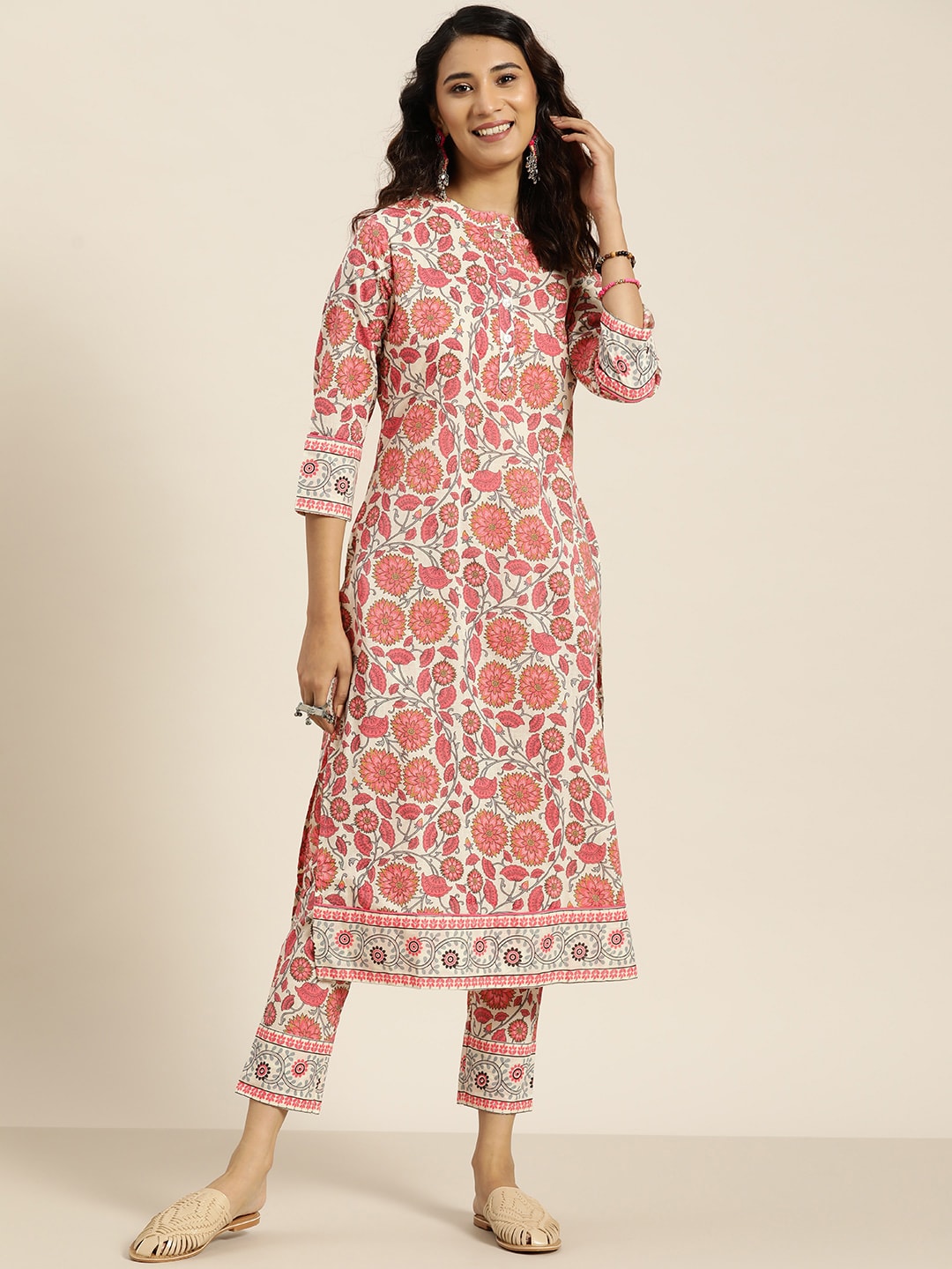 Sangria Women Off White & Peach-Coloured Floral Print Straight Cotton Kurta with Trousers - Distacart