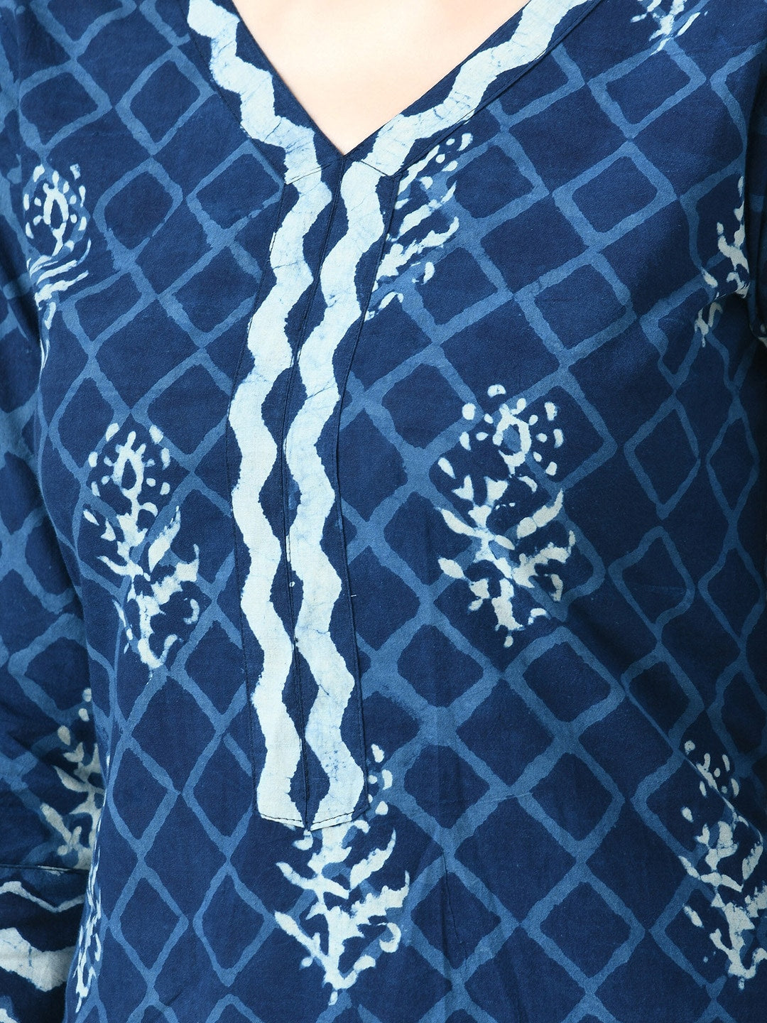 Kalini Floral Printed V Neck Pure Cotton Kurta With Trousers & Dupatta - Distacart