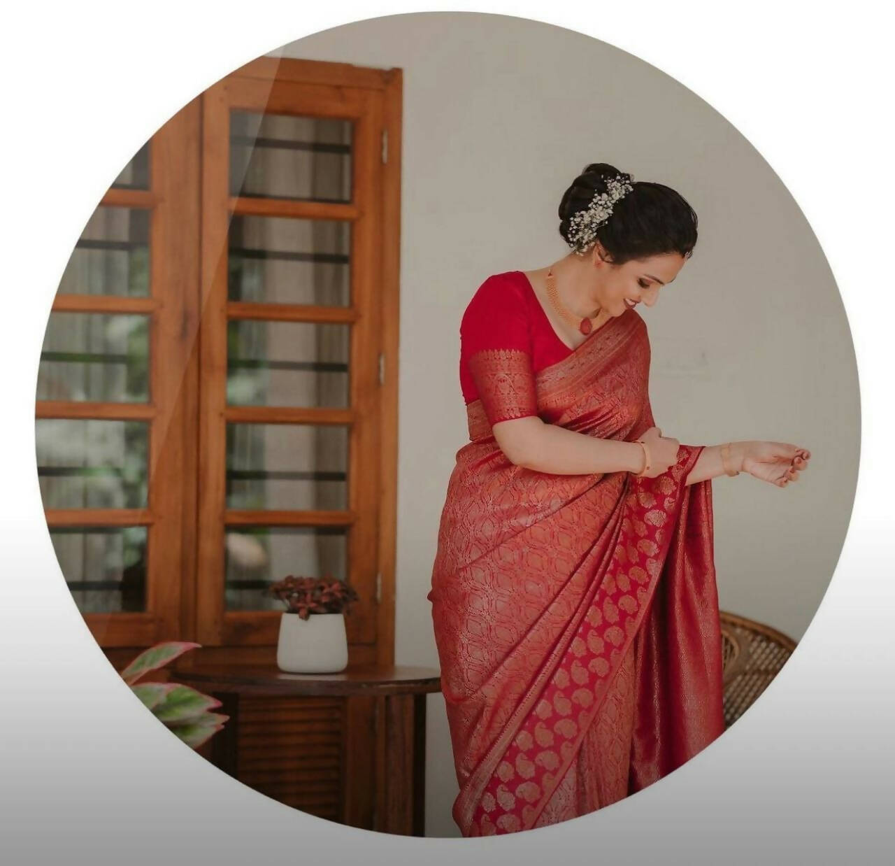 DEIANA'S Beautiful Golden Jari with New Design Soft Lichi Silk Saree - Red - Distacart