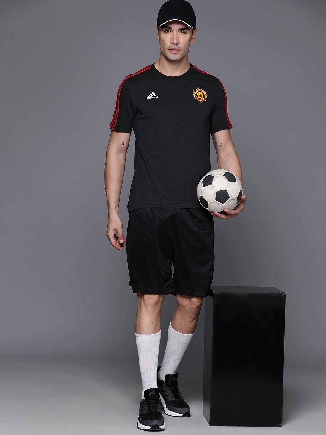 Adidas Men Manchester United FC DNA Pure Cotton Football T-shirt - Distacart