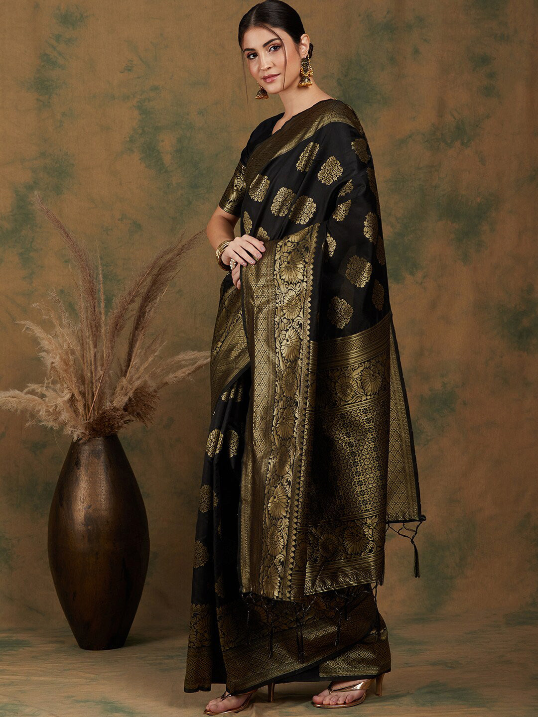 Sangria Ethnic Motif Woven-Design Banarasi Sarees - Distacart