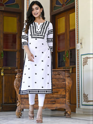 Kalini Floral Embroidered Straight Kurta - Distacart