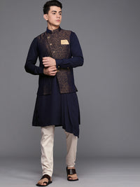 Thumbnail for Manyavar Men Navy Blue Solid Pleated Kurta with Pyjamas Printed Nehru Jacket - Distacart