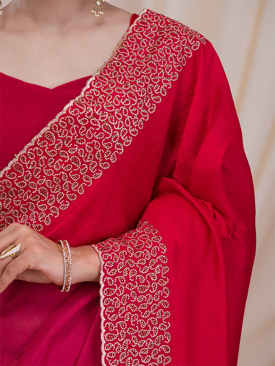 Koskii Embroidered Bordered Saree - Distacart