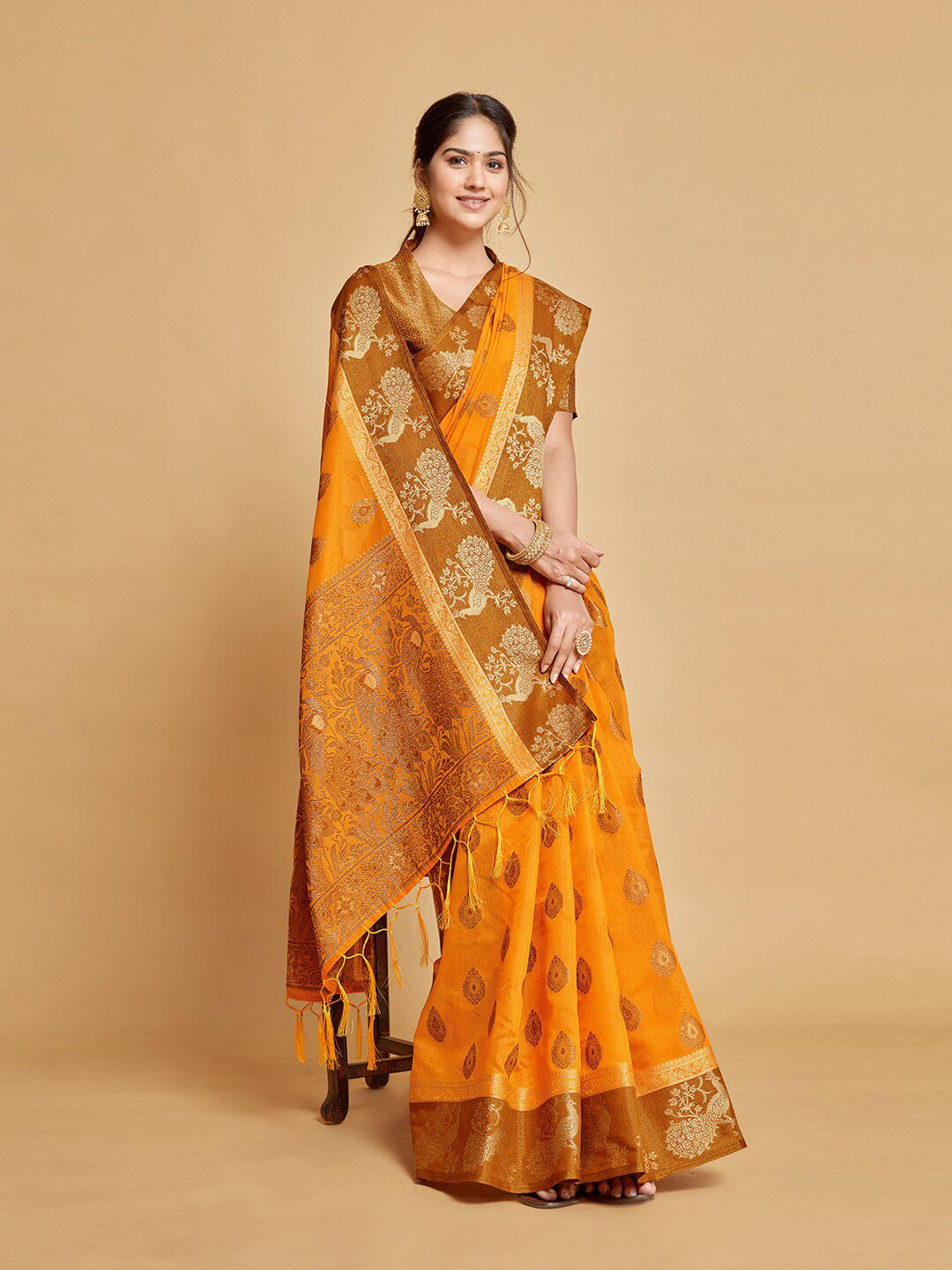 Sangria Ethnic Motifs Woven Design Art Silk Banarasi Saree - Distacart