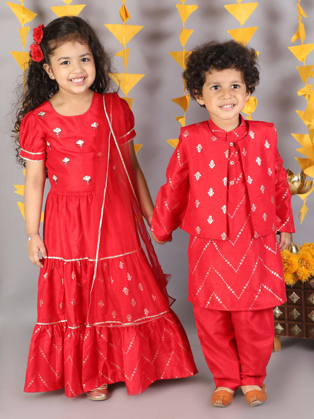 Lil Drama Girls Choli With Ghaghra & Dupatta Set - Red - Distacart