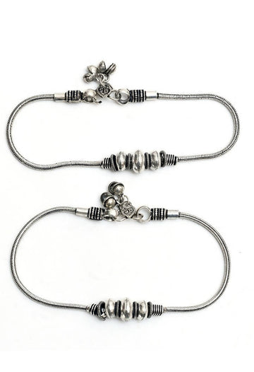 Mominos Fashion Kamal Johar Oxidised Party Wear Silver Anklets